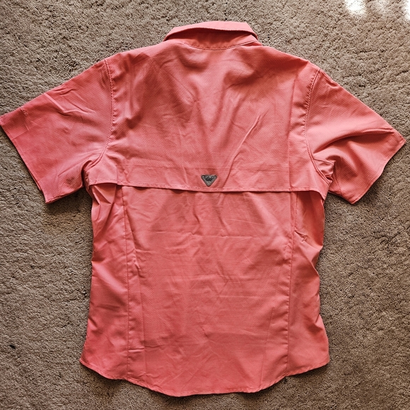 Pink Columbia Shirt size S EUC - Picture 4 of 4